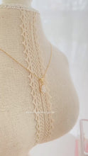 Load and play video in Gallery viewer, 1ct Moissanite Pear Shaped Necklace