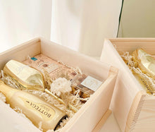 Load image into Gallery viewer, Golden Wine Single Set