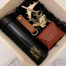 Load image into Gallery viewer, Aston