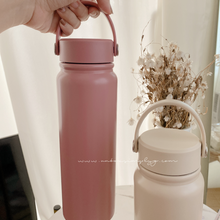 Load image into Gallery viewer, aesthetic water bottle