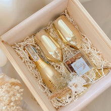 Load image into Gallery viewer, The Golden Wine Set