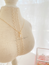 Load image into Gallery viewer, 1ct Moissanite Pear Shaped Necklace