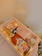 Load image into Gallery viewer, Samuel Holiday Gift Set