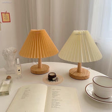 Load image into Gallery viewer, Minimalist Lampshade