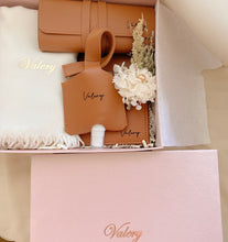 Load image into Gallery viewer, Valery