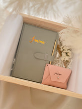 Load image into Gallery viewer, Isabella