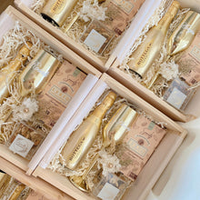 Load image into Gallery viewer, Golden Wine Single Set