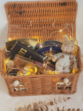 Load image into Gallery viewer, Christmas Wicker Home Basket
