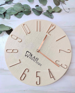 minimalist customized clock