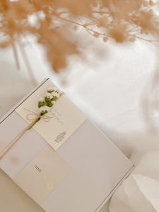 Golden Hamper Gift Set