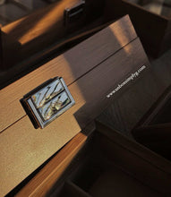 Load image into Gallery viewer, Lignara
