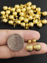 Load image into Gallery viewer, 18k saudi gold double ball
