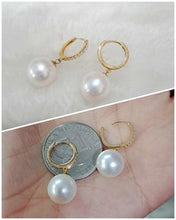 Load image into Gallery viewer, moissanite &amp; fresh water pearl loop earrings
