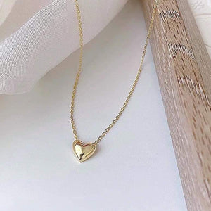 dainty 18k minimalist heart necklace