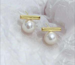 18K Rod Pearl Earrings