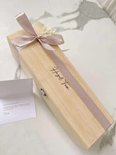 Load image into Gallery viewer, Moet Wooden Gift Set
