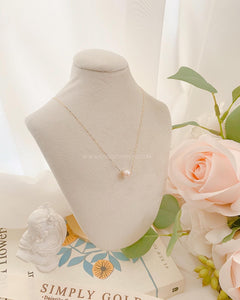 minimalist natural pearl pawnable 18k necklace