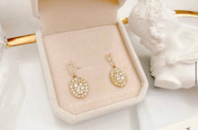 Load image into Gallery viewer, Real Diamond Oval Earrings
